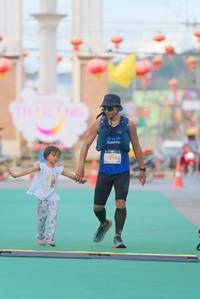 BIB: 5024
                            <button type="button" onclick="openModal(21760624)" class="btn btn-primary btn-sm float-right btn-popup" data-toggle="modal" data-target=".modal-high-quality">
                        <i class="fas fa-shopping-cart"></i> Add to Cart
                    </button>
                                            <button type="button" onclick="isThisMe(21760624, true)" class="btn btn-success btn-sm float-right btn-popup btn-isme hidden" data-toggle="tooltip" data-placement="bottom" title="นี่คือรูปของคุณใช่ไหม คลิกที่นี่เพื่อเอาเข้าอัลบั้ม">
                        <i class="fas fa-plus"></i> Add to album
                    </button>
                    <button type="button" onclick="isThisMe(21760624, false)" class="btn btn-warning btn-sm float-right btn-popup btn-isnotme hidden">
                        <i class="fas fa-ban"></i> Remove from album
                    </button>